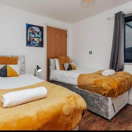 Sl Luxury 2 Bed Broad St Home Бирмингем Экстерьер фото