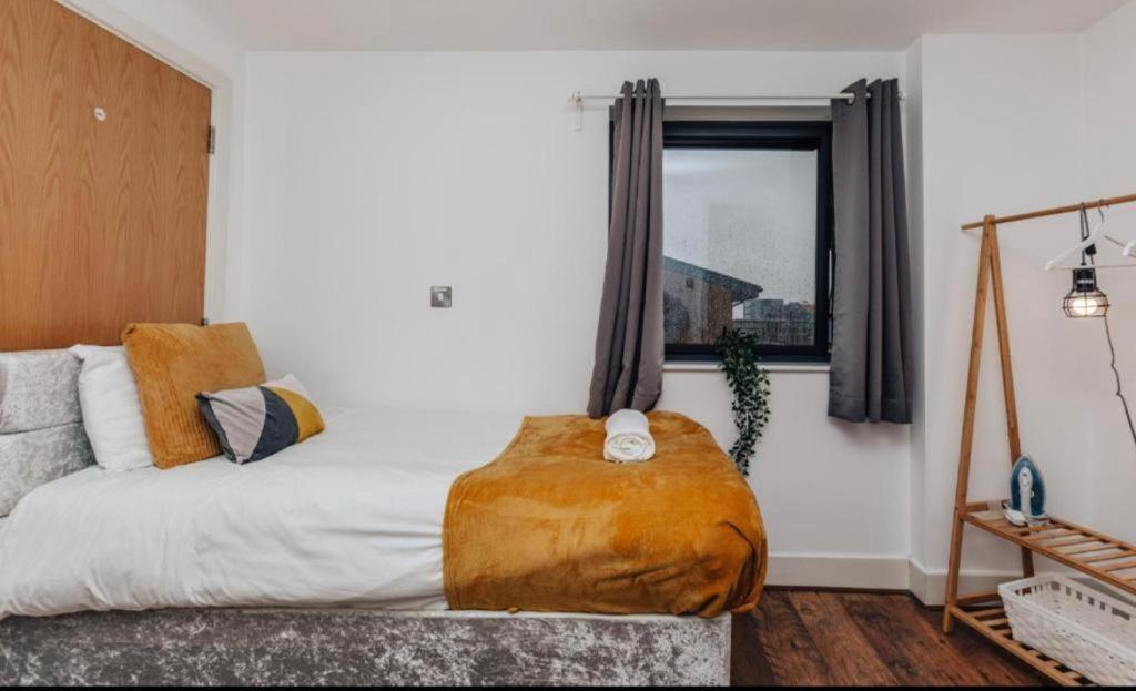 Sl Luxury 2 Bed Broad St Home Бирмингем Экстерьер фото